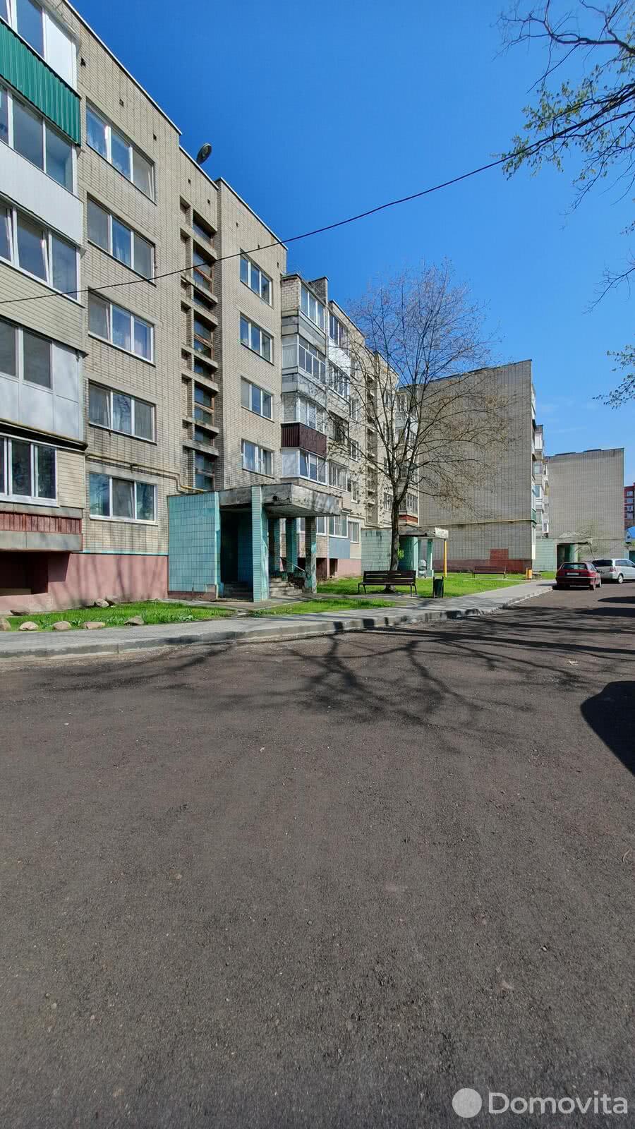 Купить 2-комнатную квартиру в Жодино, ул. Гагарина, д. 5, 45000 USD, код: 998201 - фото 2