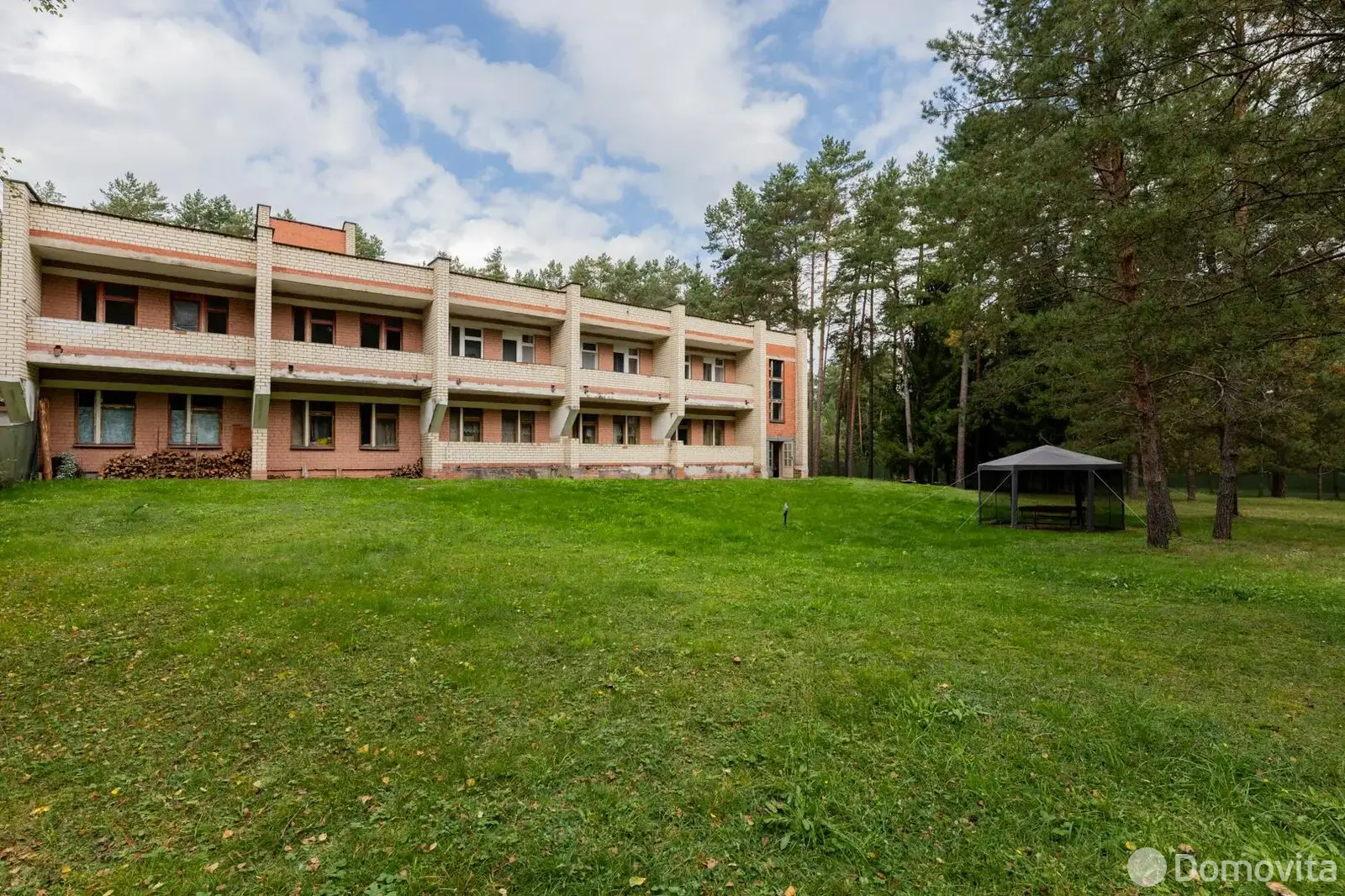 Стоимость продажи объекта сферы услуг, Раков, ул. Боровая