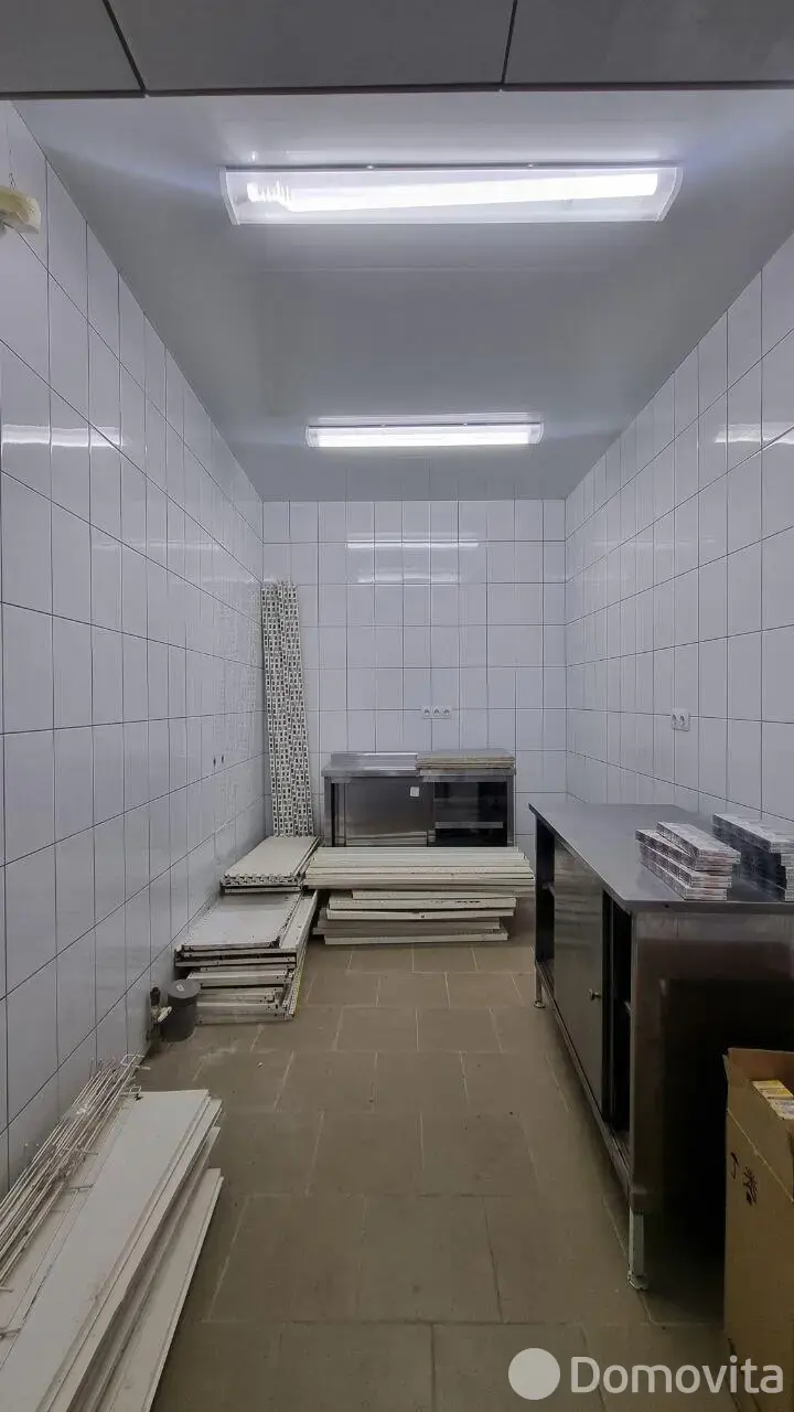 Продажа торгового помещения на ул. Молодёжная, д. 3 в Молодечно, 76000USD, код 997906 - фото 13