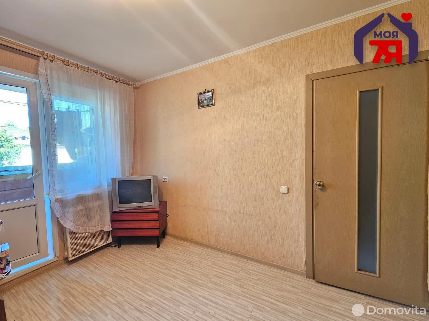 Купить 1-комнатную квартиру в Солигорске, ул. Ленинского Комсомола, д. 14, 25000 USD, код: 1013995 - фото 4