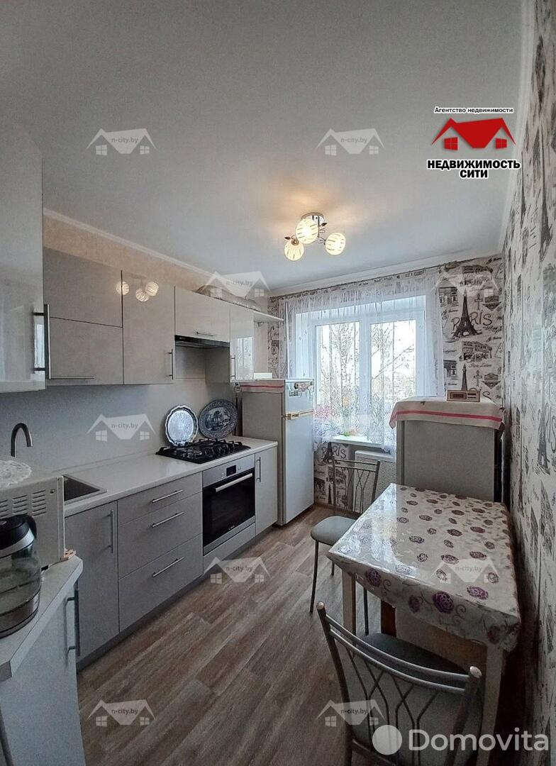 Купить 2-комнатную квартиру в Солигорске, ул. Константина Заслонова, д. 44, 33300 USD, код: 900038 - фото 2