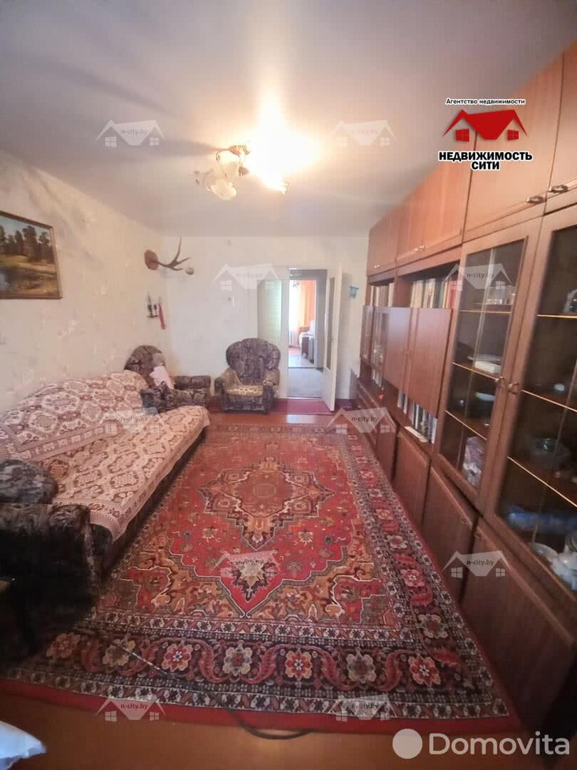 Продажа 3-комнатной квартиры в Островце, ул. Карла Маркса, д. 40, 36400 USD, код: 946609 - фото 1