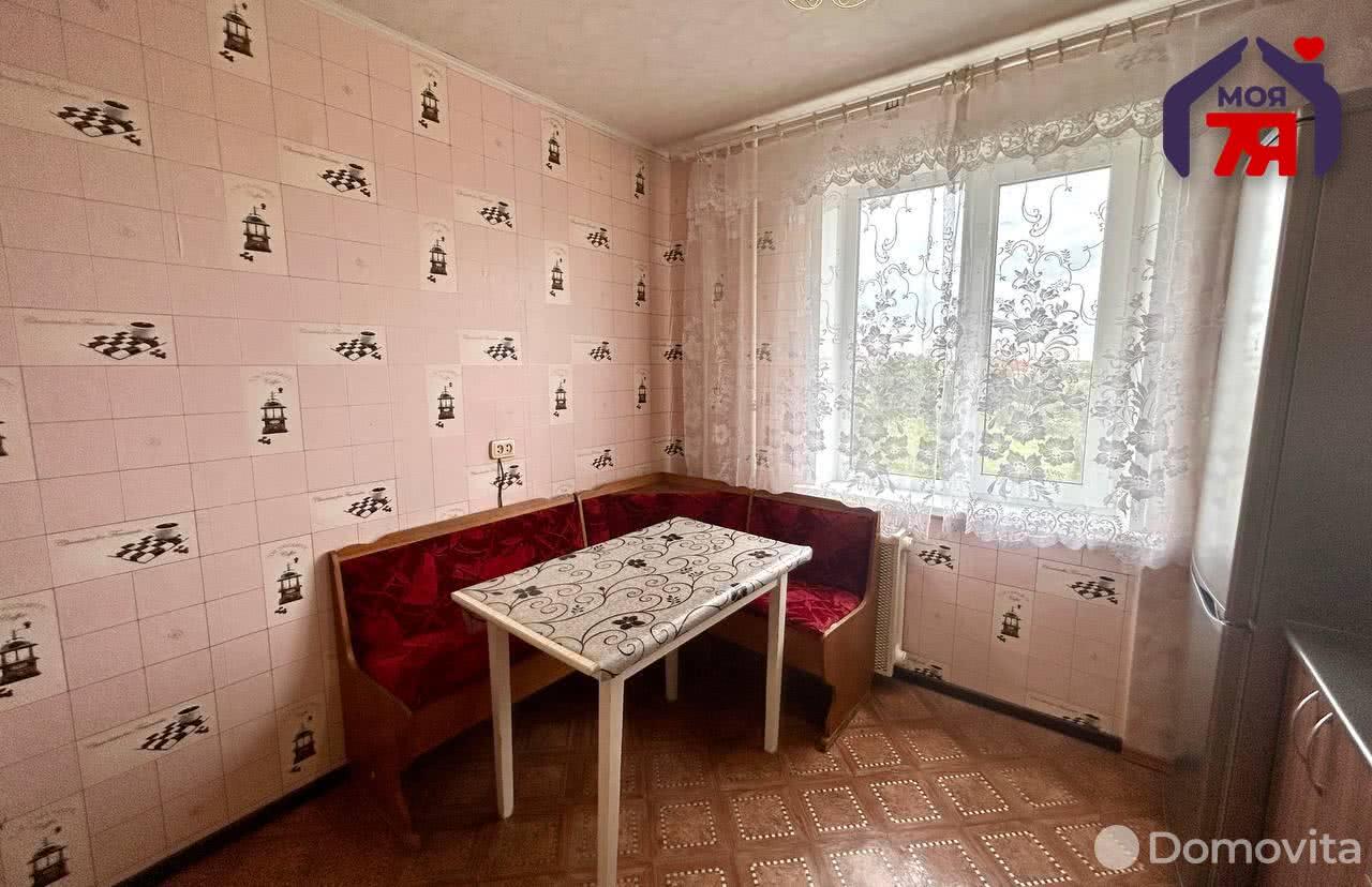 Купить 4-комнатную квартиру в Слуцке, ул. Солигорская, д. 6, 38500 USD, код: 1040067 - фото 3