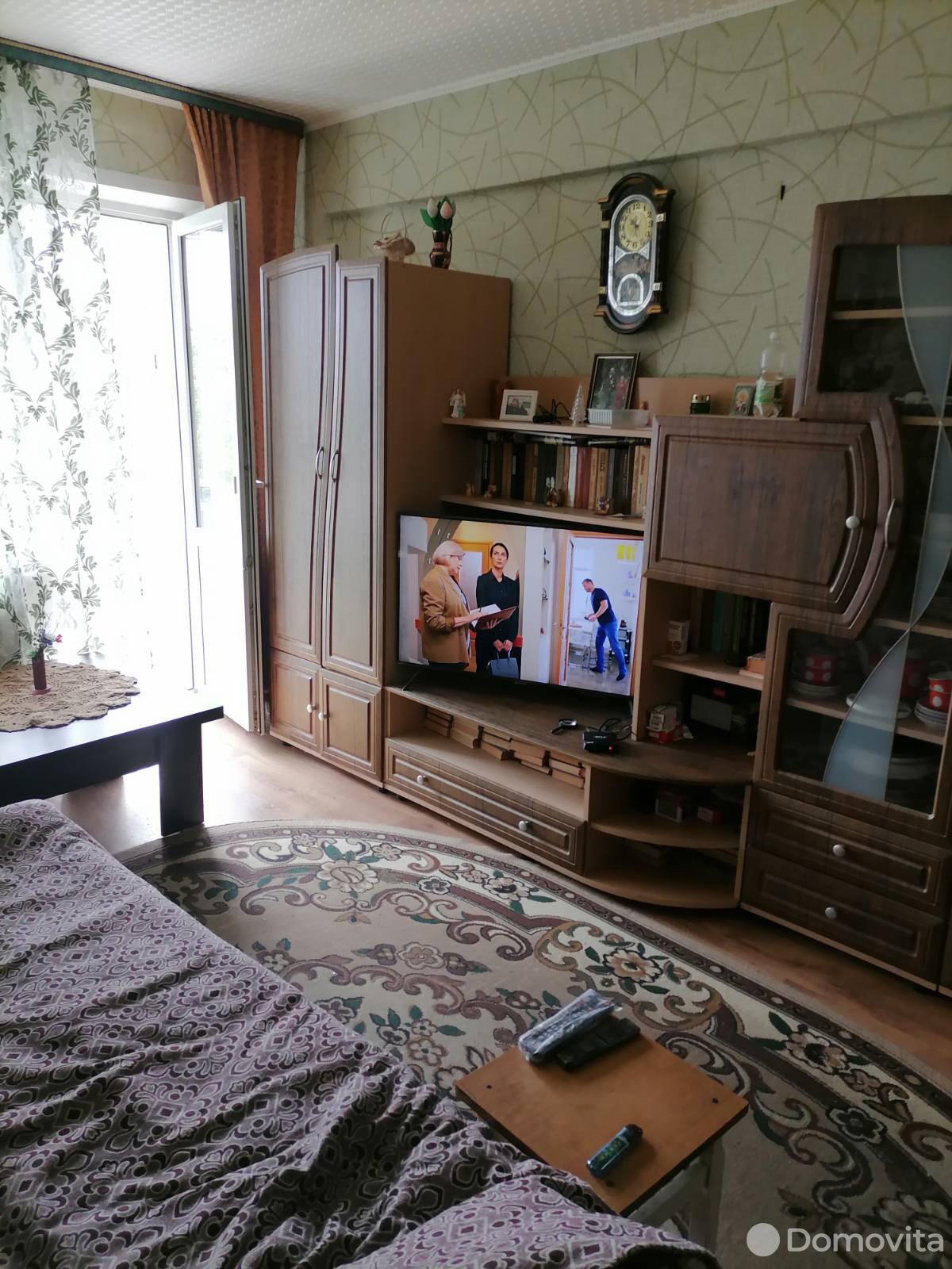 Продажа 3-комнатной квартиры в Витебске, пр-т Московский, д. 74/6, 31000 USD, код: 1006146 - фото 1