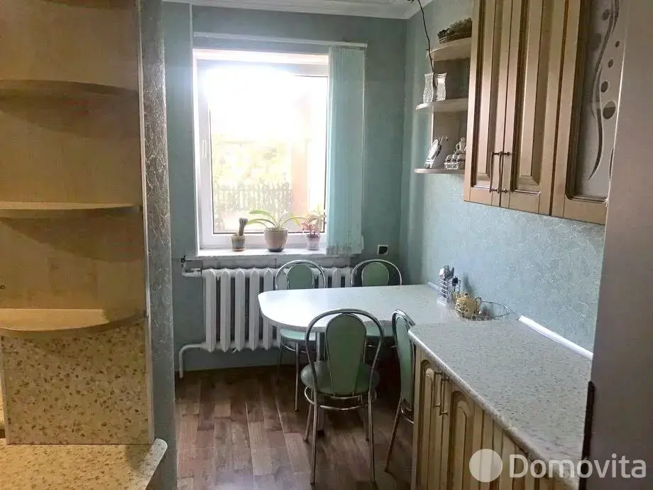 дом, Ивье, ул. 8 Марта