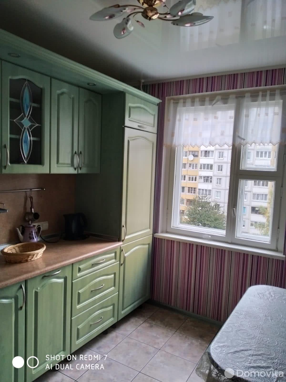 комната, Минск, ул. Рафиева, д. 90, стоимость аренды 291 р./мес.