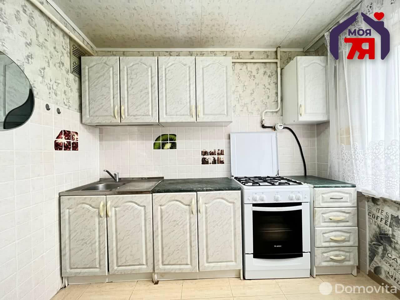 Купить 2-комнатную квартиру в Солигорске, ул. Гуляева, д. 3, 38900 USD, код: 992825 - фото 2