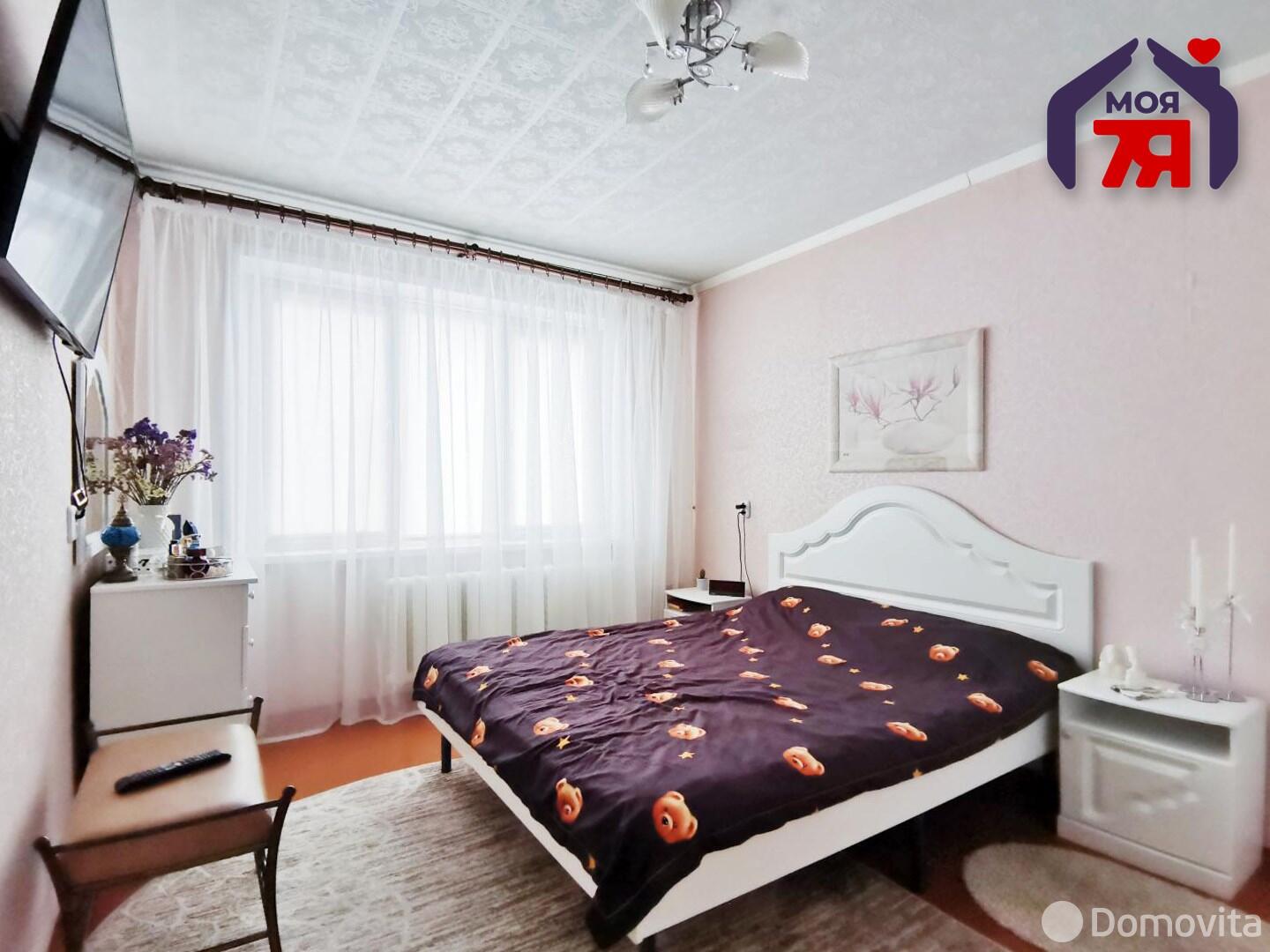 Продажа 3-комнатной квартиры в Слуцке, ул. Ленина, д. 219, 42900 USD, код: 1069174 - фото 2