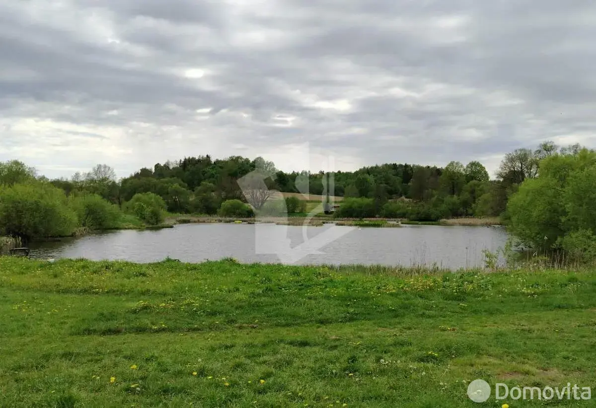 дом, Коммуна, ул. Озёрная 