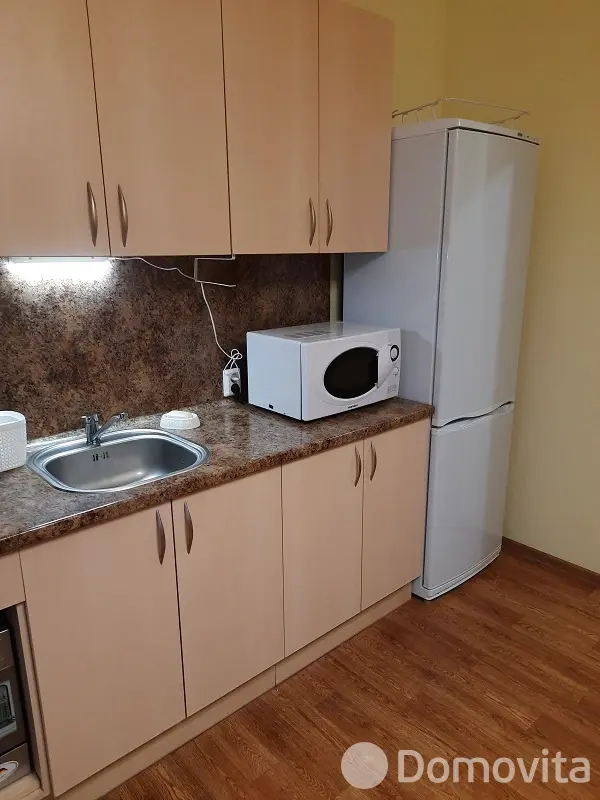 квартира, Минск, пер. Трубный 1-й, д. 27, стоимость аренды 1 500 р./мес.