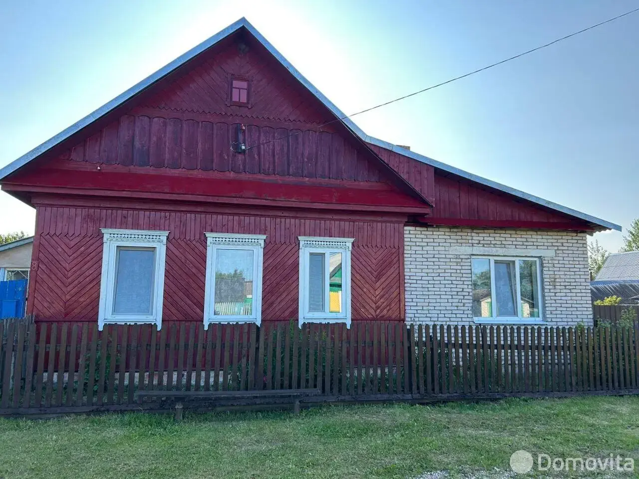 дом, Ленок, ул. Восточная, д. 8 