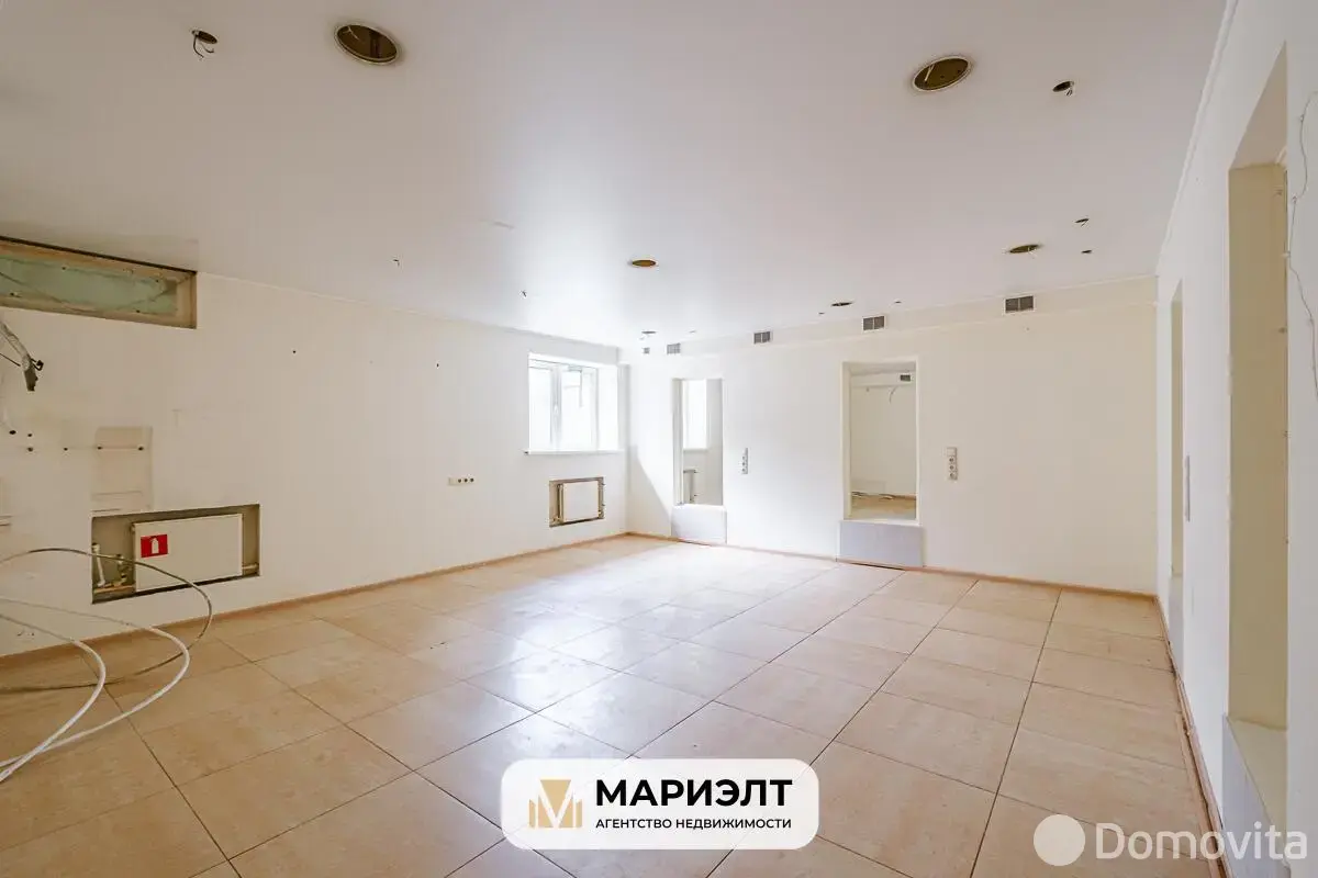 объект сферы услуг, Минск, пр-т Независимости, д. 164 на ст. метро Уручье