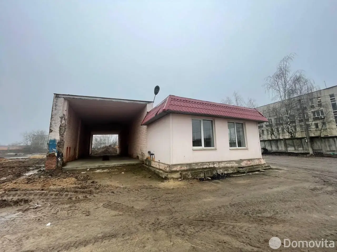 Купить помещение под сферу услуг в Минске, ул. Янки Мавра, д. 47 - фото 1