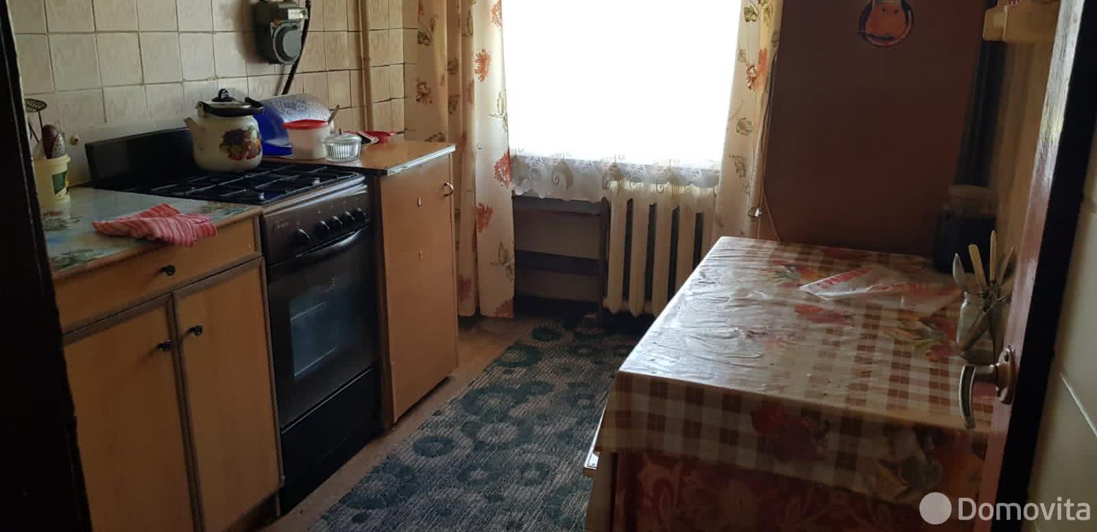 Купить 2-комнатную квартиру в Горках, ул. Калинина, д. 29, 21000 EUR - фото 1