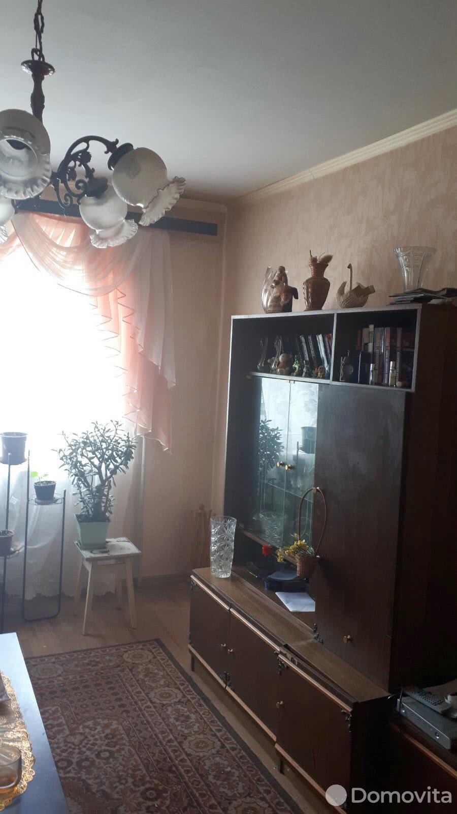 Купить 4-комнатную квартиру в Борисове, ул. Гагарина, д. 70, 48000 USD, код: 1019342 - фото 2