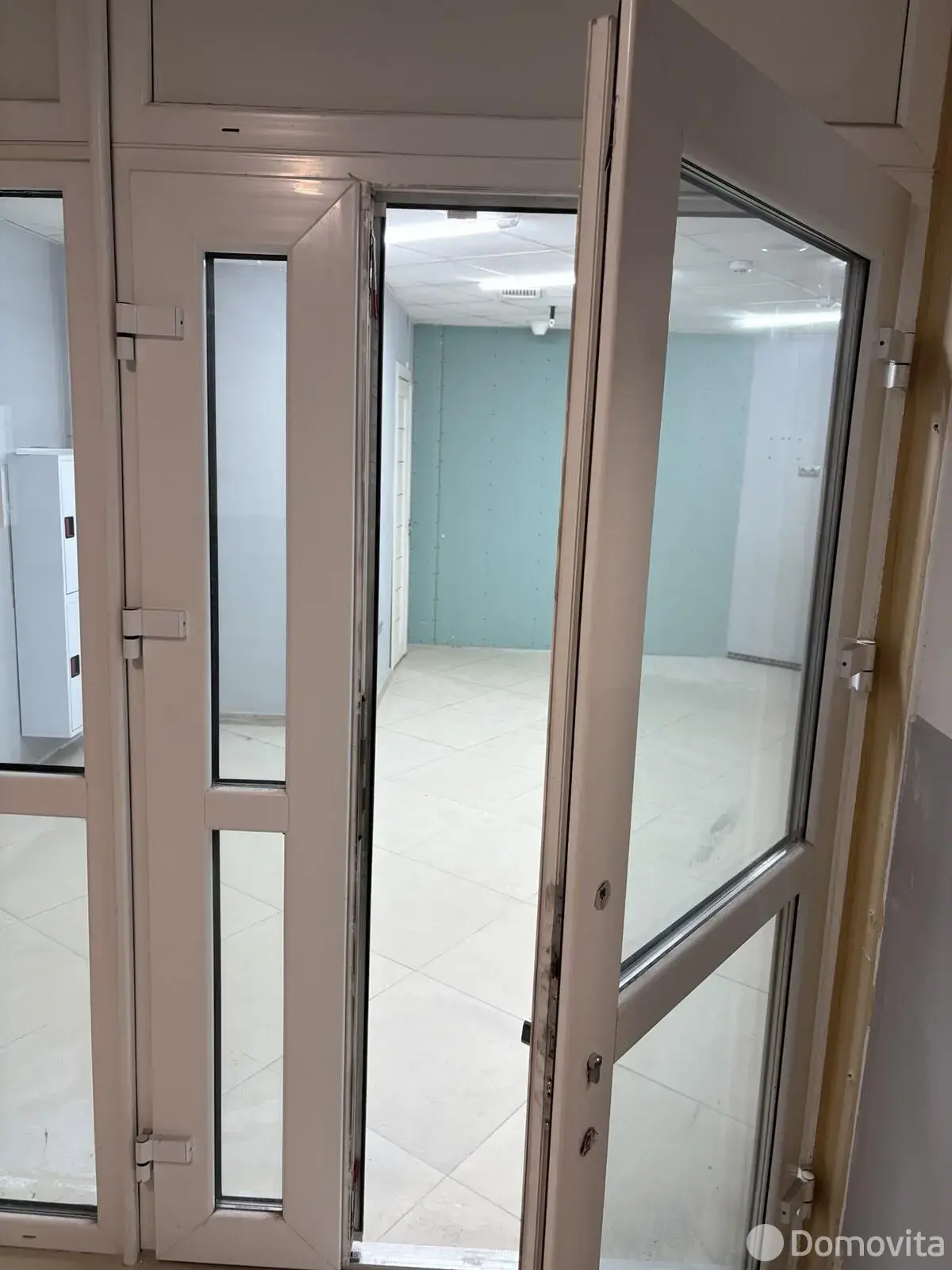 объект сферы услуг, Минск, пр-т Победителей, д. 27 в Центральном районе