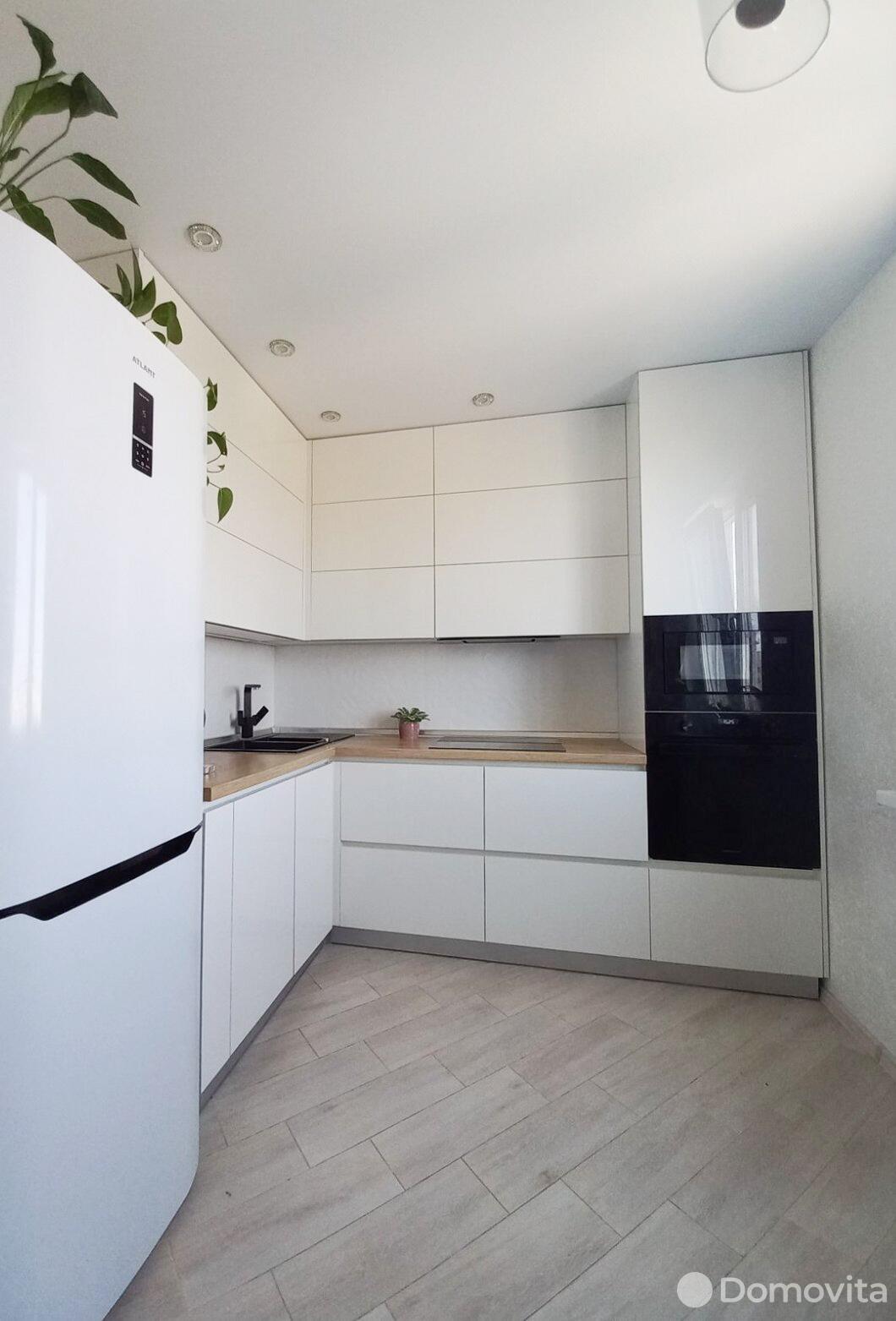 Купить 2-комнатную квартиру в Минске, ул. Грушевская, д. 19, 122000 USD, код: 1030024 - фото 1