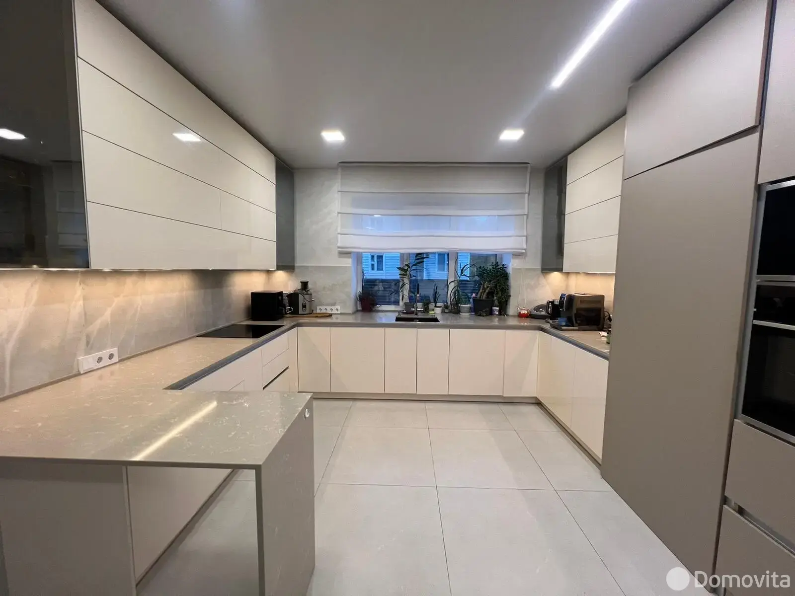 дом, Гаспадар-2002, 