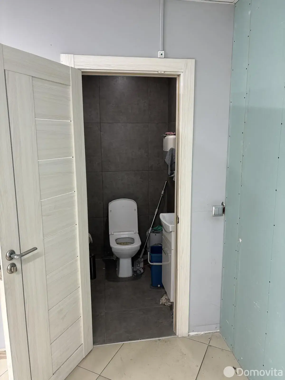 объект сферы услуг, Минск, пр-т Победителей, д. 27 в Центральном районе