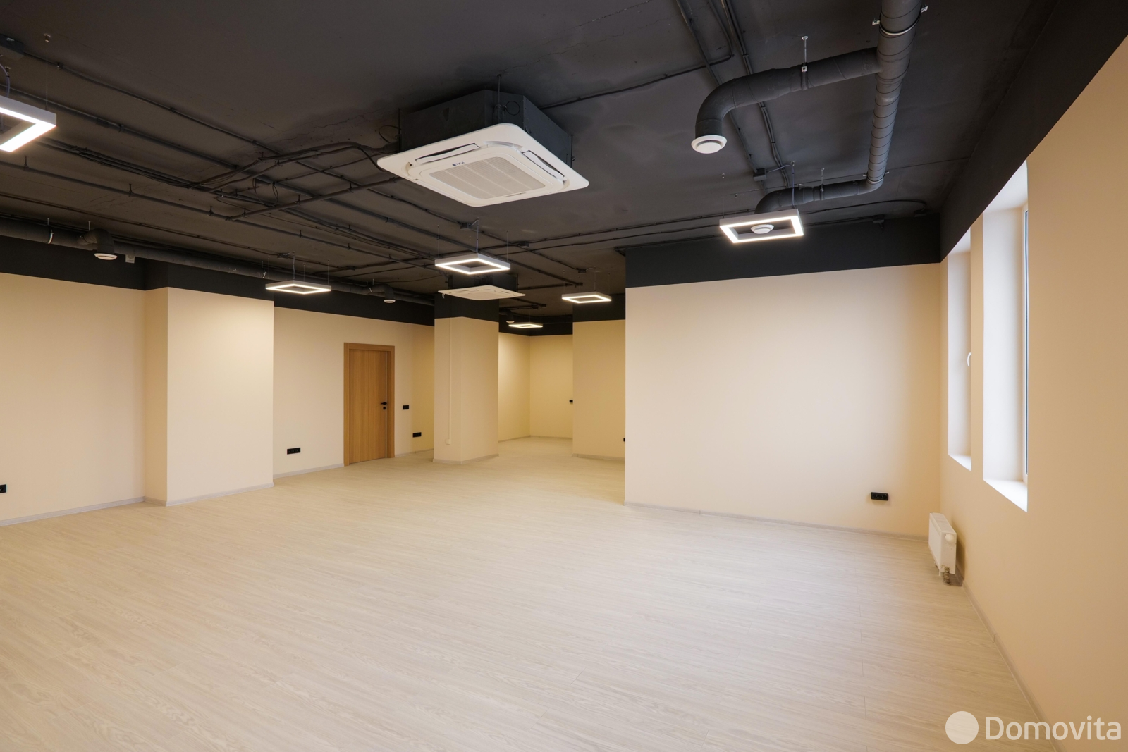 офис, Минск, ул. Интернациональная, д. 38, стоимость аренды 3 221 р./мес.