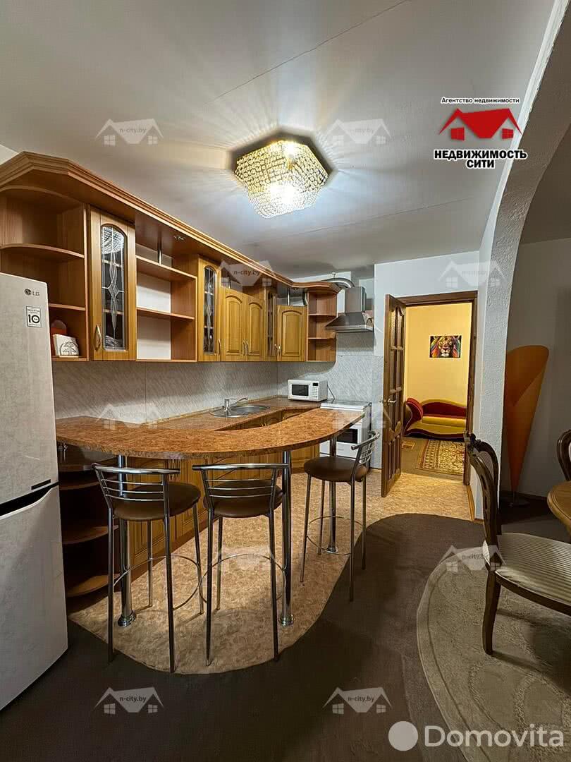 Купить 4-комнатную квартиру в Могилеве, б-р Днепровский, д. 26, 75000 USD, код: 1011895 - фото 6