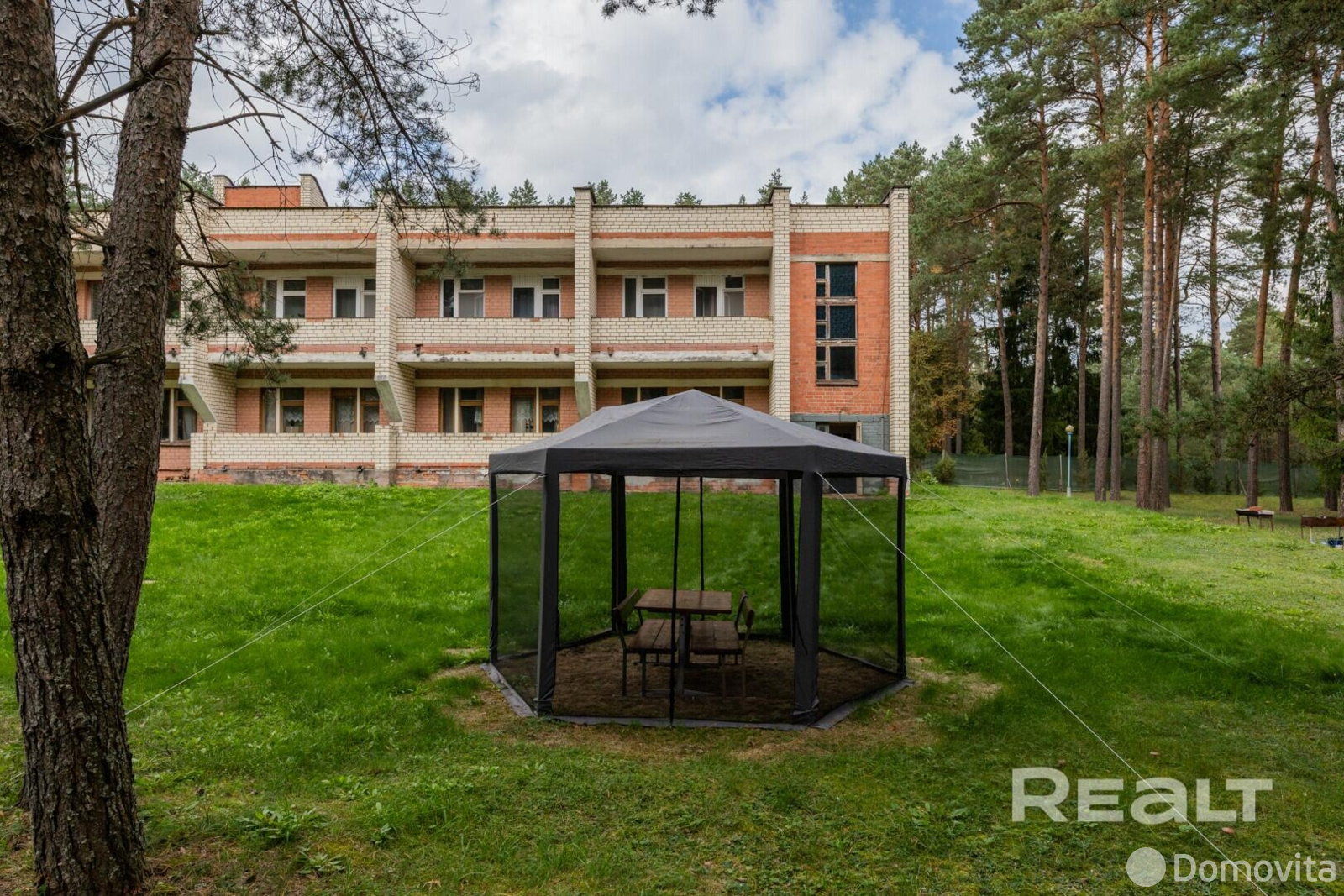 Купить помещение под сферу услуг в Ракове, ул. Боровая - фото 3