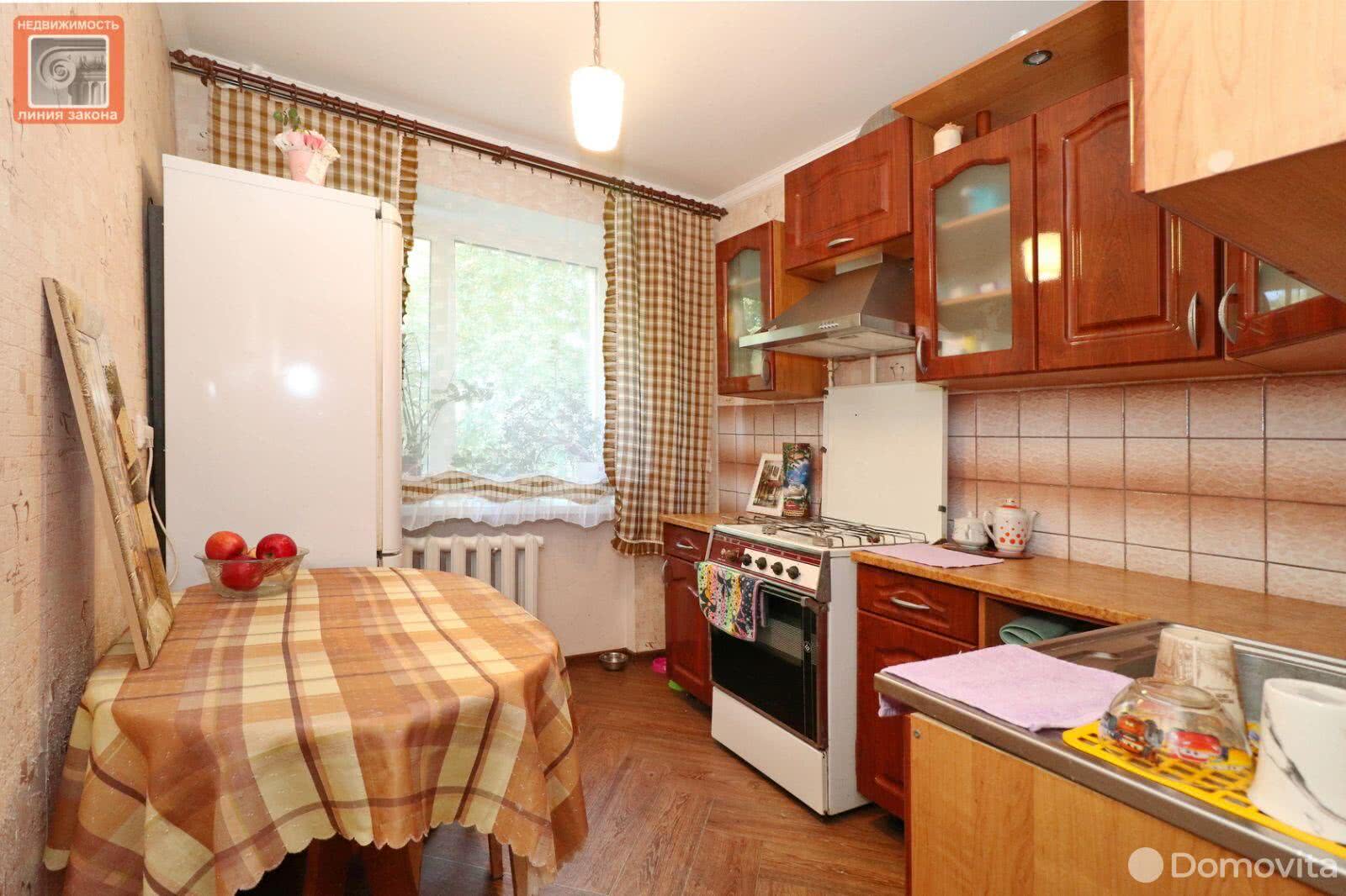 Купить 2-комнатную квартиру в Еремино, ул. Сурганова Ф.А., д. 7, 21000 USD, код: 1014872 - фото 3