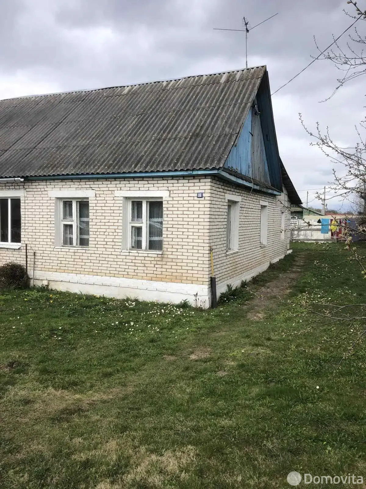 Продажа комнаты в Логойске, ул. Освободителей, д. 16, цена 44500 BYN, код 7712 - фото 1