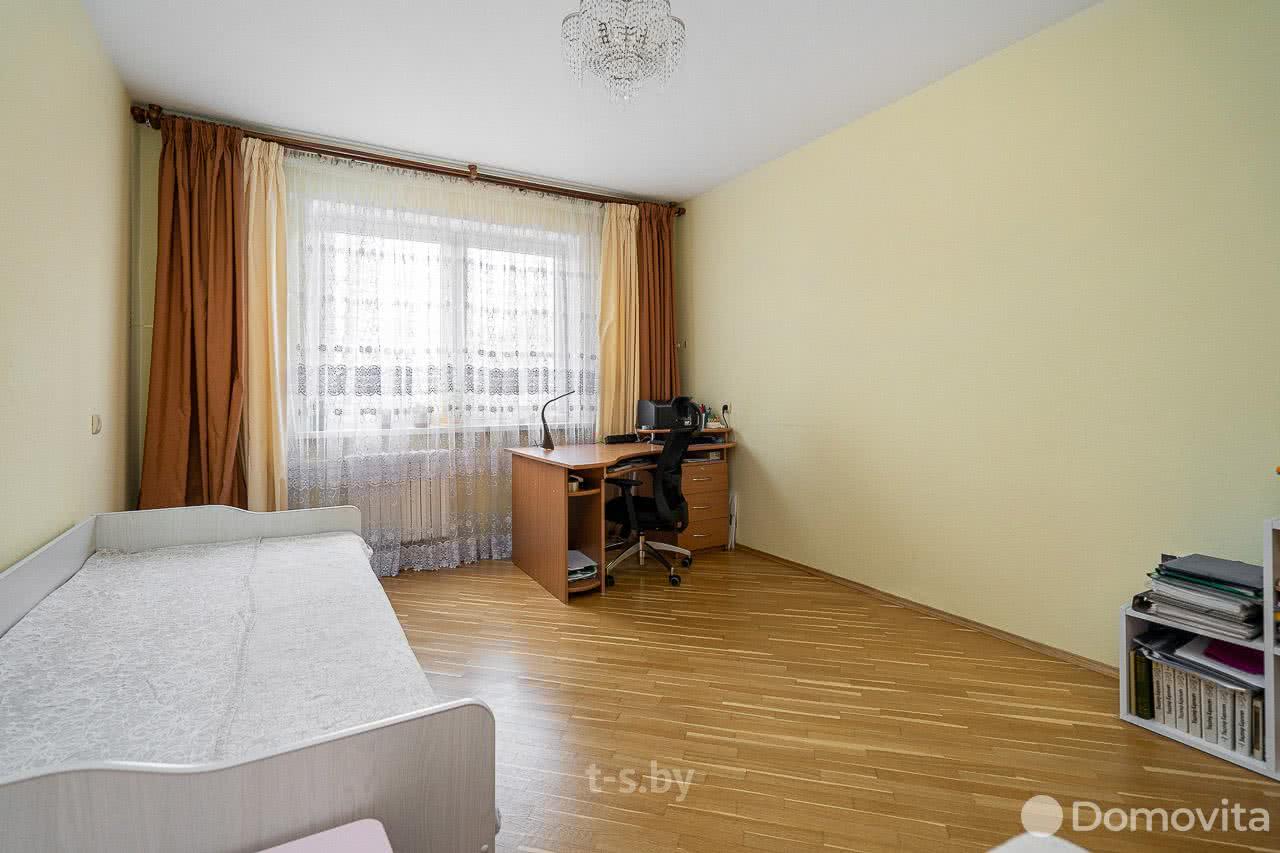 квартира, Минск, ул. Рафиева, д. 84, стоимость продажи 270 221 р.