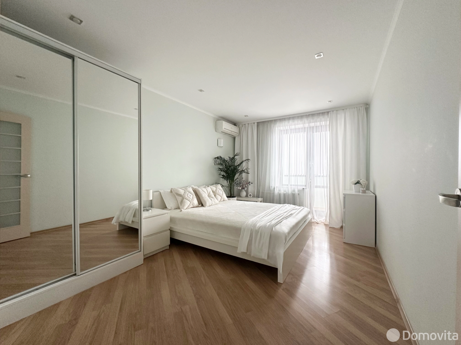 Снять 3-комнатную квартиру в Минске, ул. Захарова, д. 50В, 950USD, код 149491 - фото 25