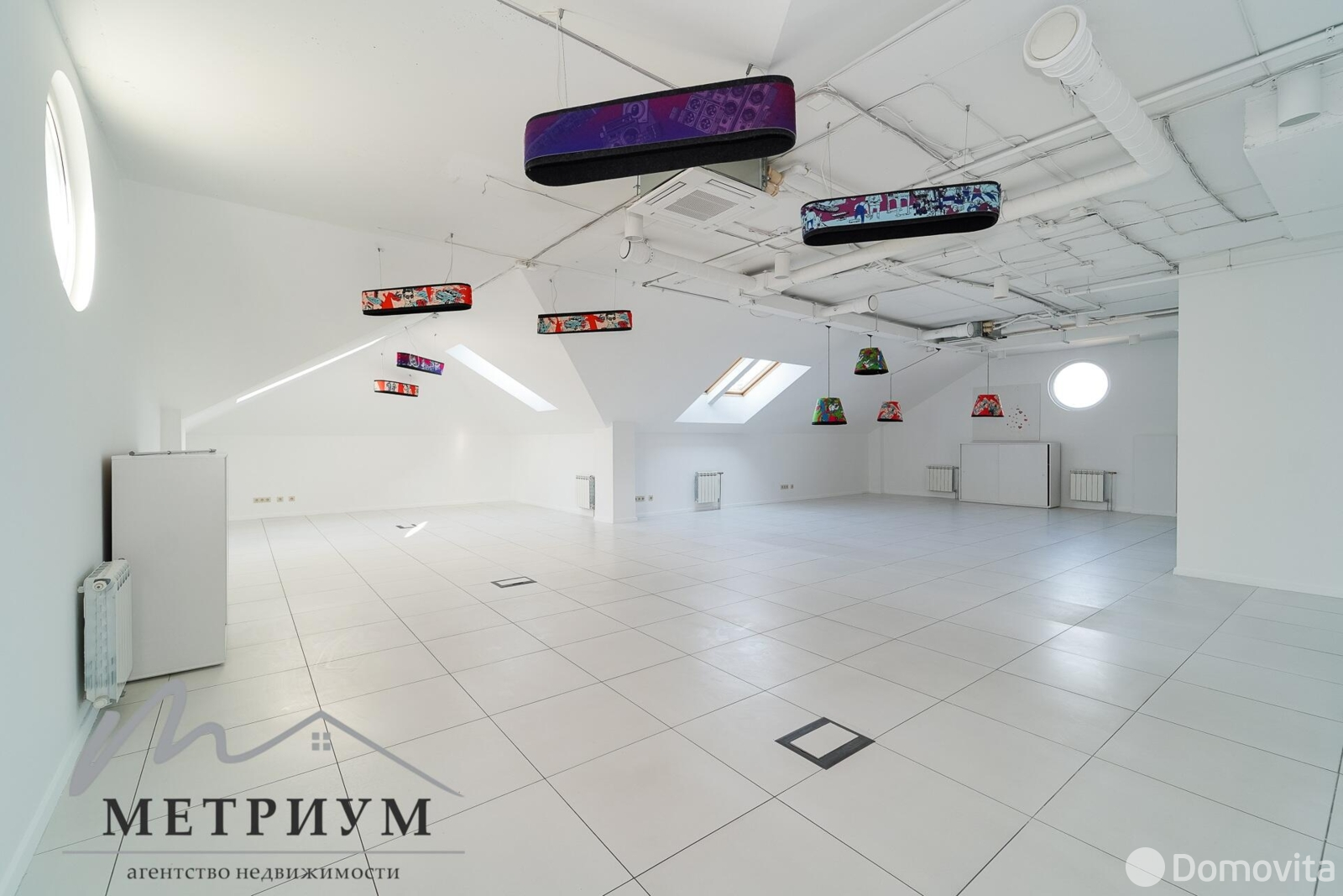 объект сферы услуг, Минск, ул. Немига, д. 5 в Центральном районе