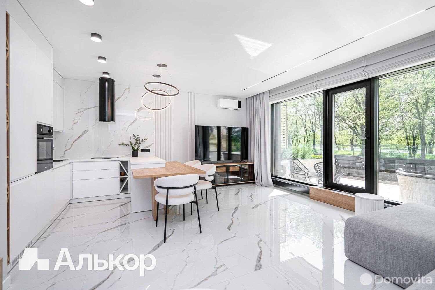 Купить 3-комнатную квартиру в Минске, ул. Нововиленская, д. 43, 335000 USD, код: 999601 - фото 1