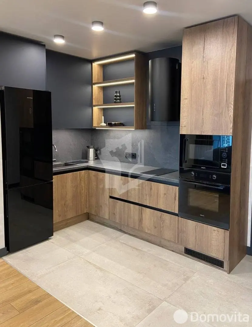 квартира, Минск, ул. Аэродромная, д. 18, стоимость аренды 2 618 р./мес.