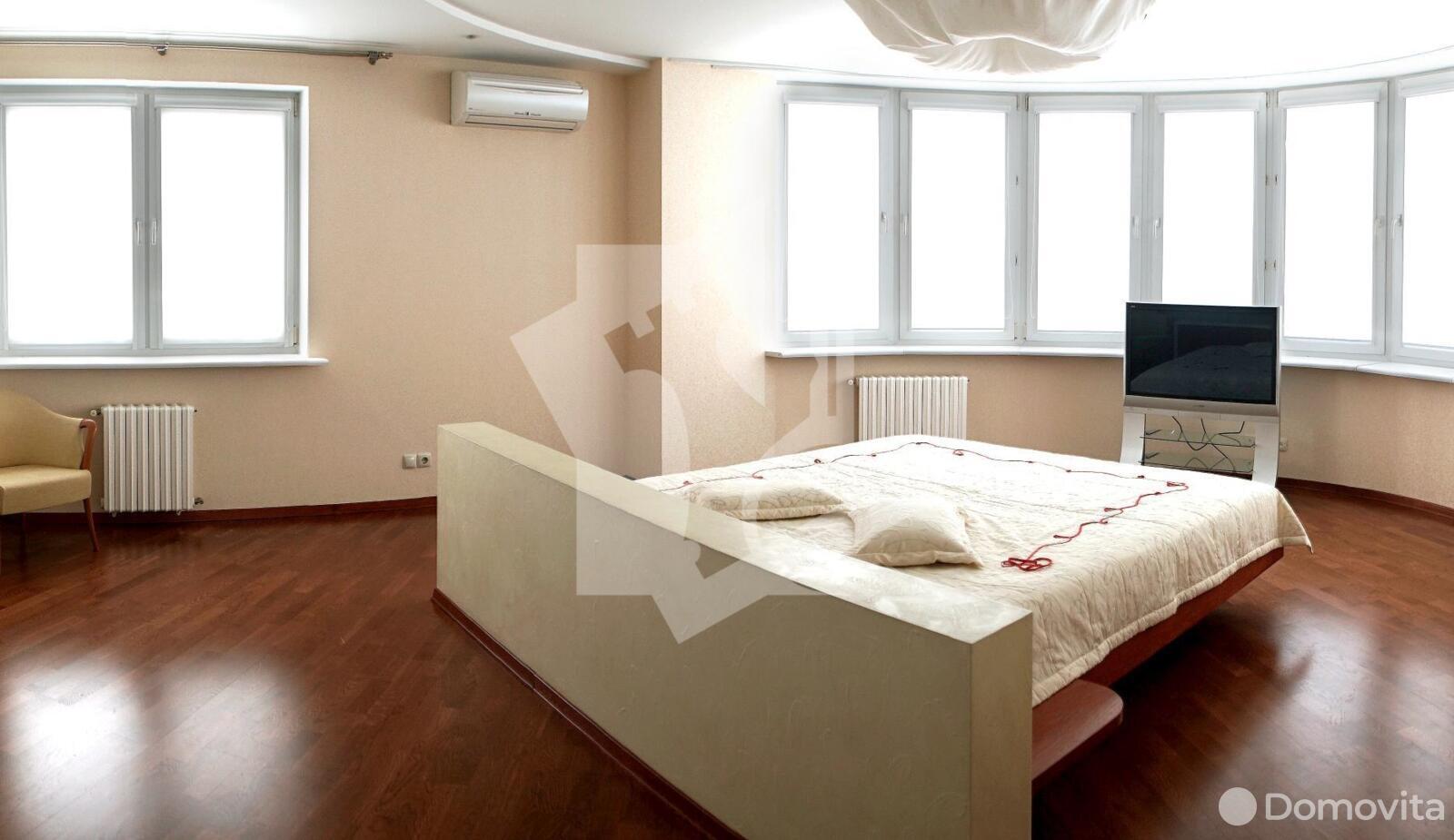 Снять 4-комнатную квартиру в Минске, ул. Белорусская, д. 15, 1100USD - фото 2