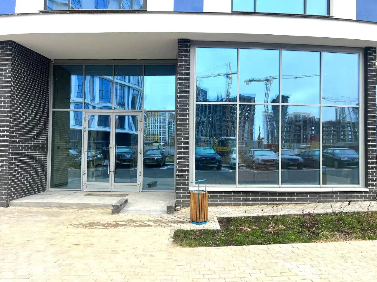 торговый объект, Минск, ул. Игоря Лученка, д. 4, стоимость продажи 741 832 р.