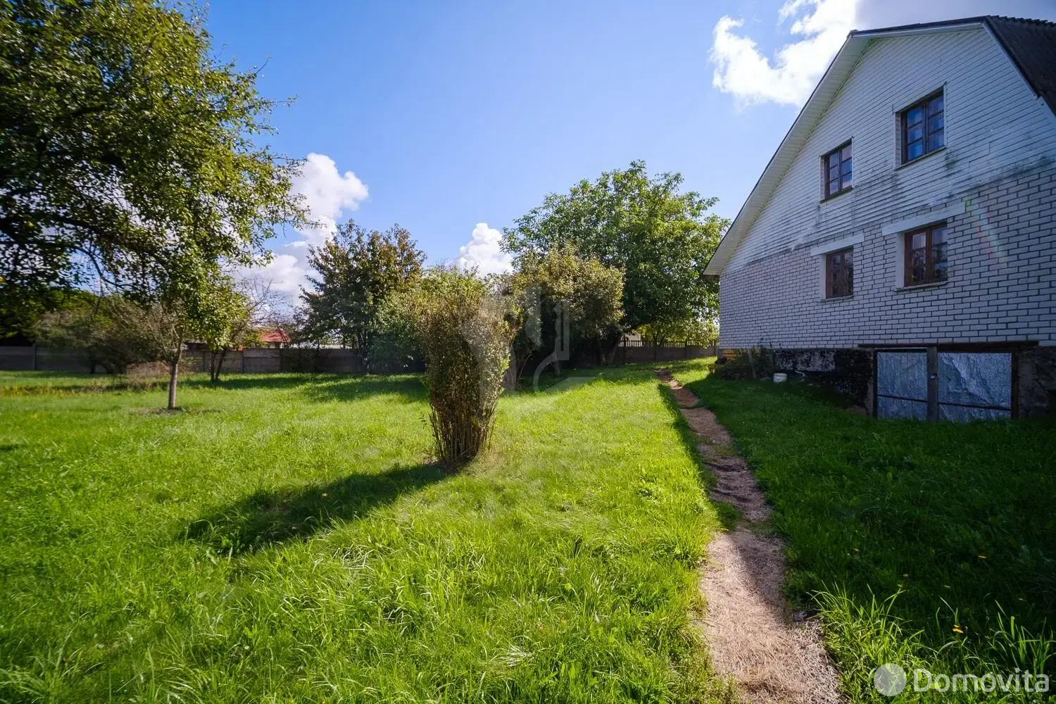 дом, Петровичи, ул. Школьная, стоимость продажи 178 885 р.