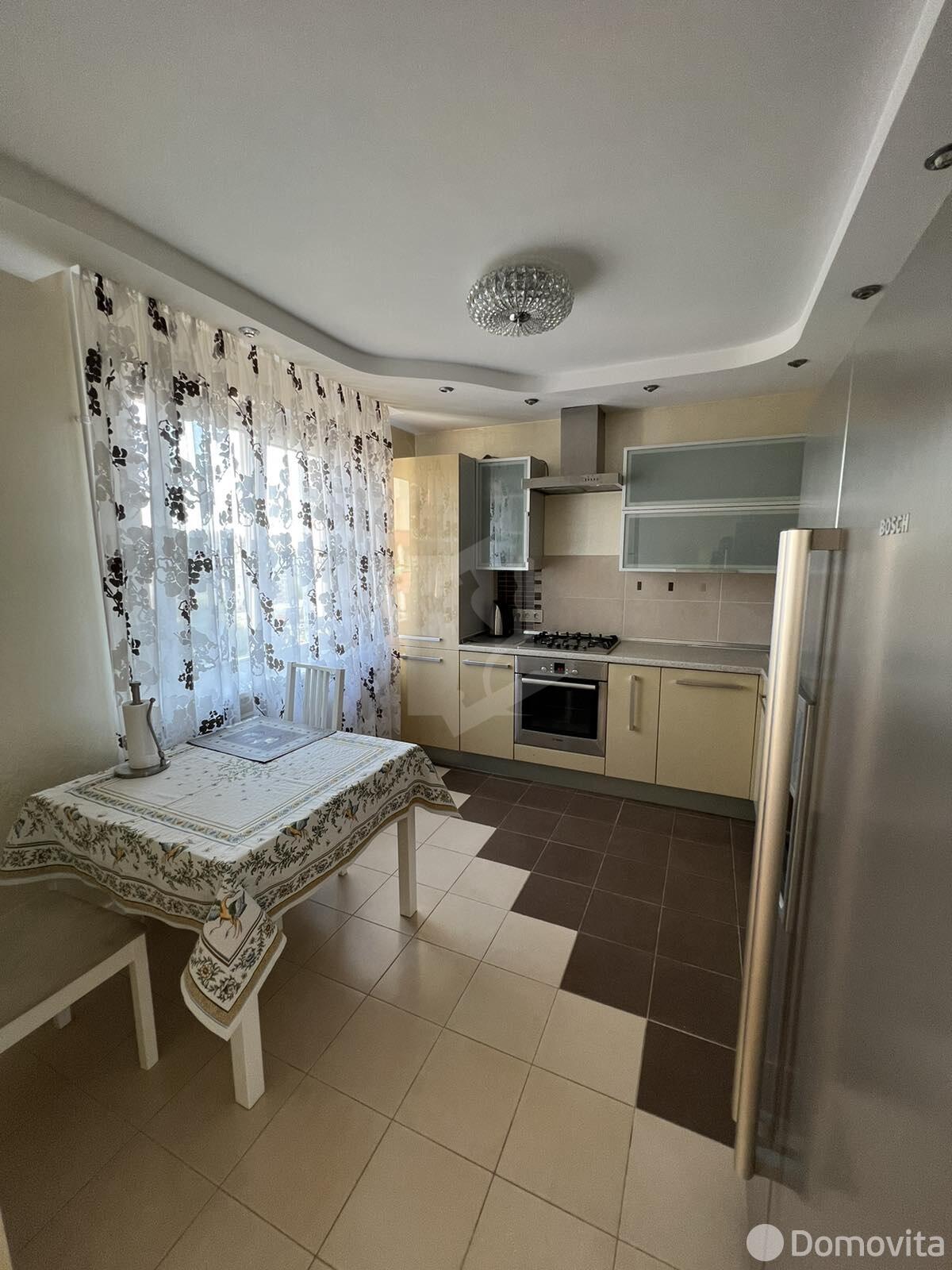 Снять 3-комнатную квартиру в Минске, ул. Червякова, д. 64, 600USD, код 141505 - фото 2