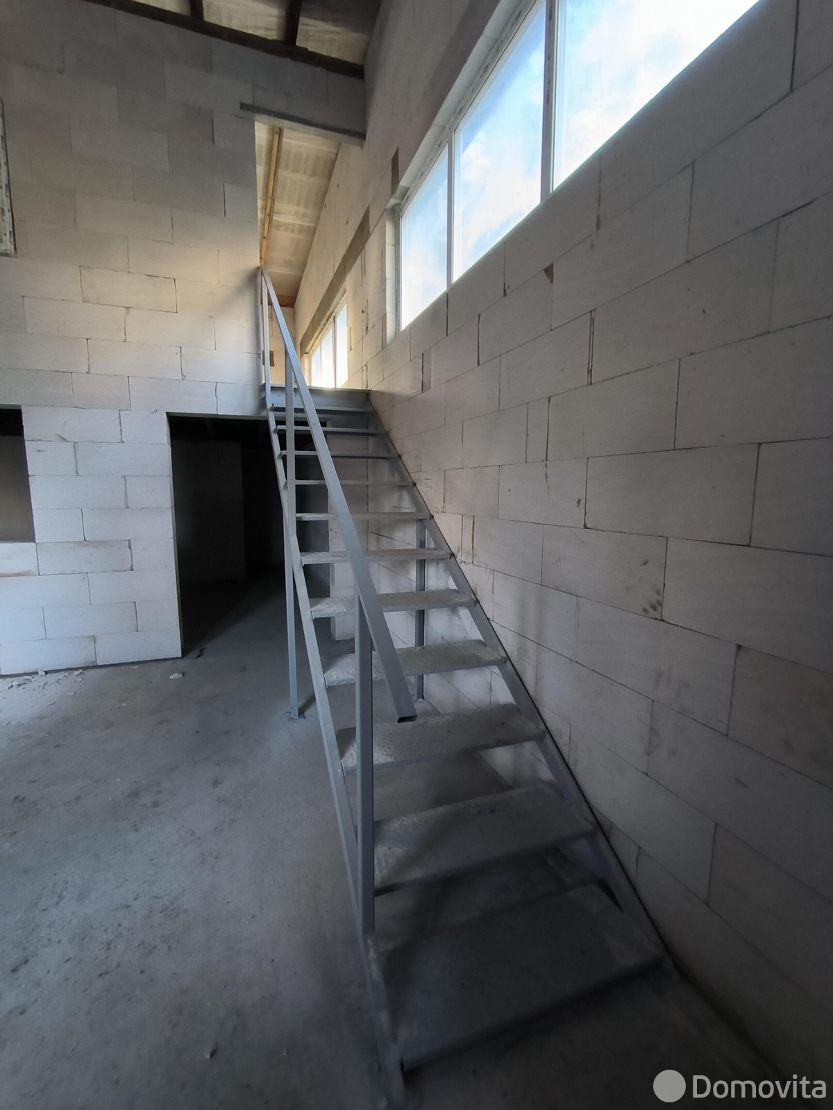 Купить помещение под сферу услуг в Ракове, ул. Радошковичская, д. 41/А/7 - фото 9