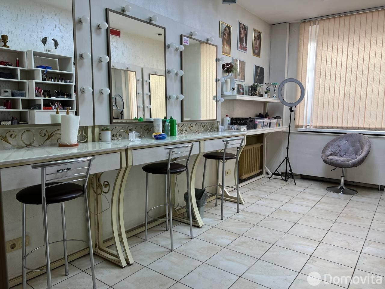 Снять торговую точку на пр-т Независимости, д. 13 в Минске, 941EUR, код 964481 - фото 11