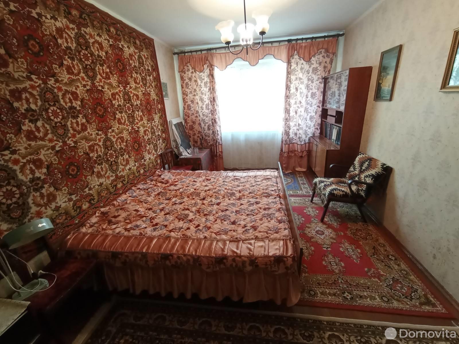 Купить 3-комнатную квартиру в Гомеле, ул. Малайчука, д. 33, 39140 USD, код: 929422 - фото 4