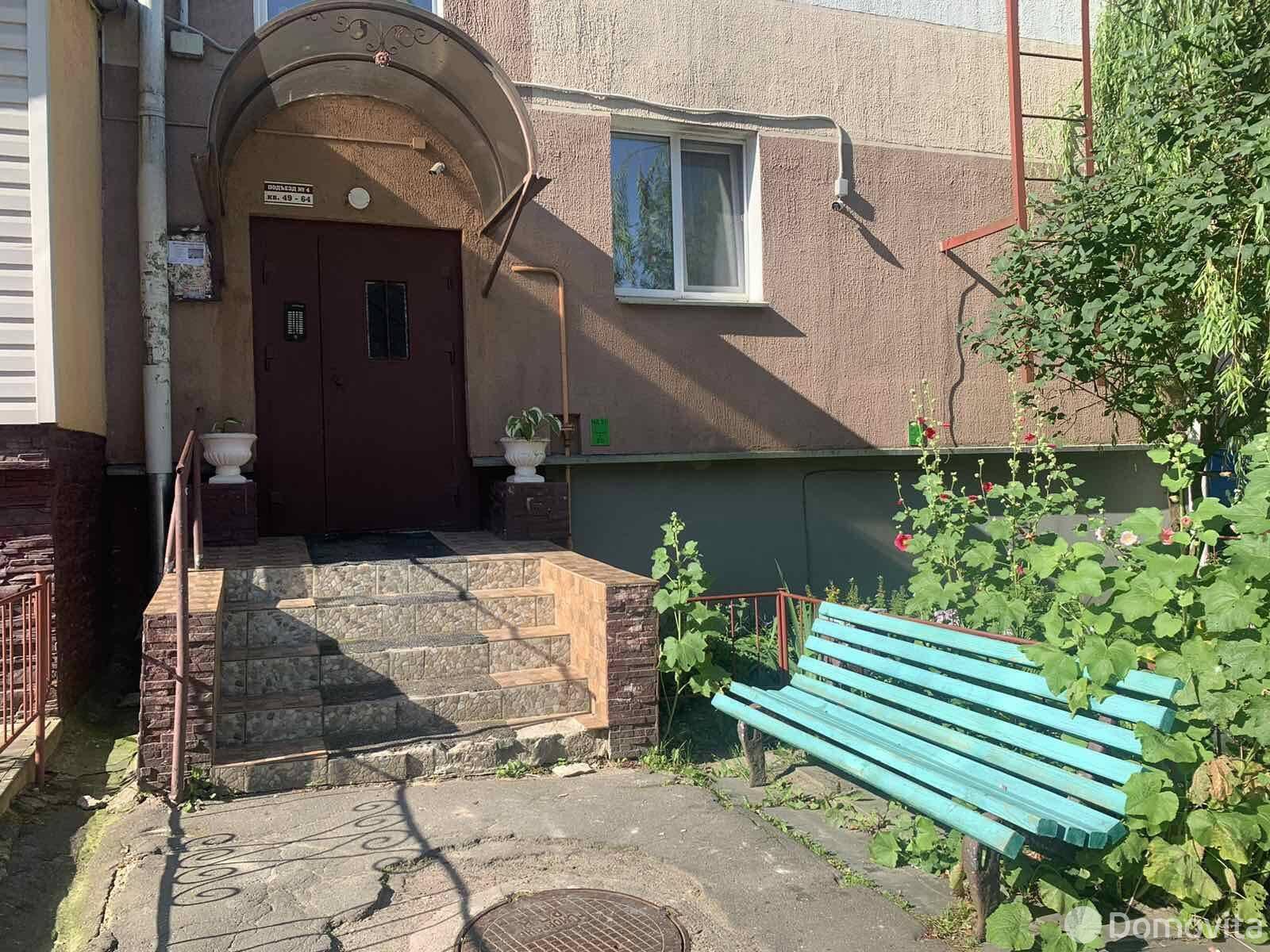 Купить 1-комнатную квартиру в Молодечно, ул. Великий Гостинец, д. 62, 28800 USD, код: 1028097 - фото 1