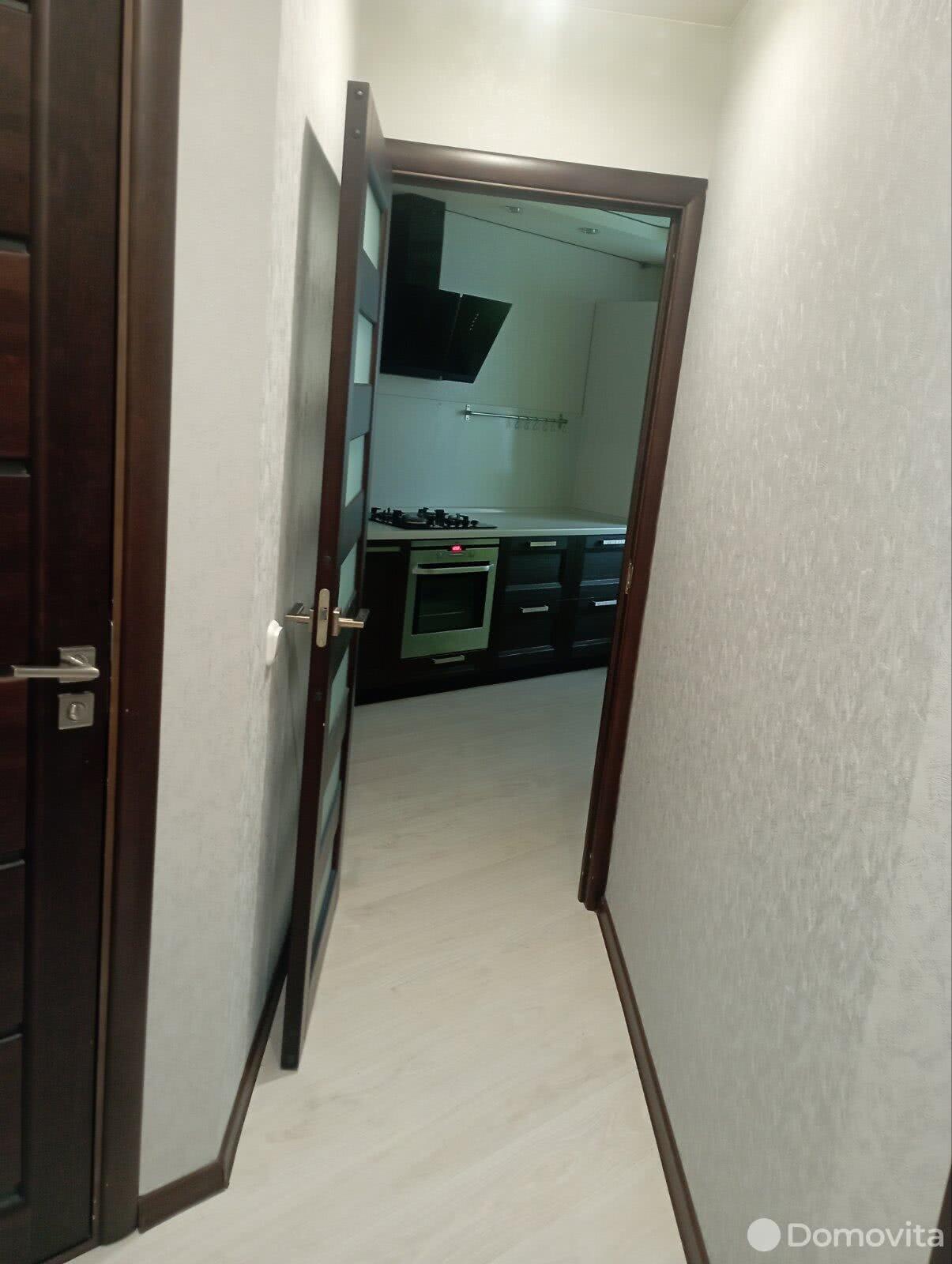 Купить 1-комнатную квартиру в Солигорске, ул. Ковалёва, д. 15, 40000 USD, код: 1020743 - фото 3