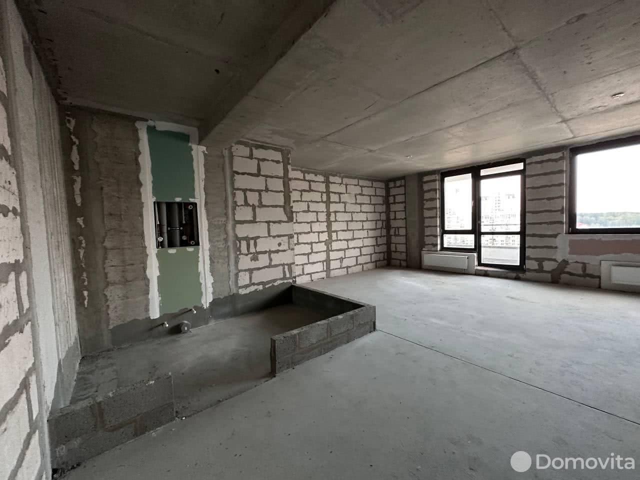 Купить 3-комнатную квартиру в Минске, ул. Петра Мстиславца, д. 10, 162010 EUR, код: 1007081 - фото 2