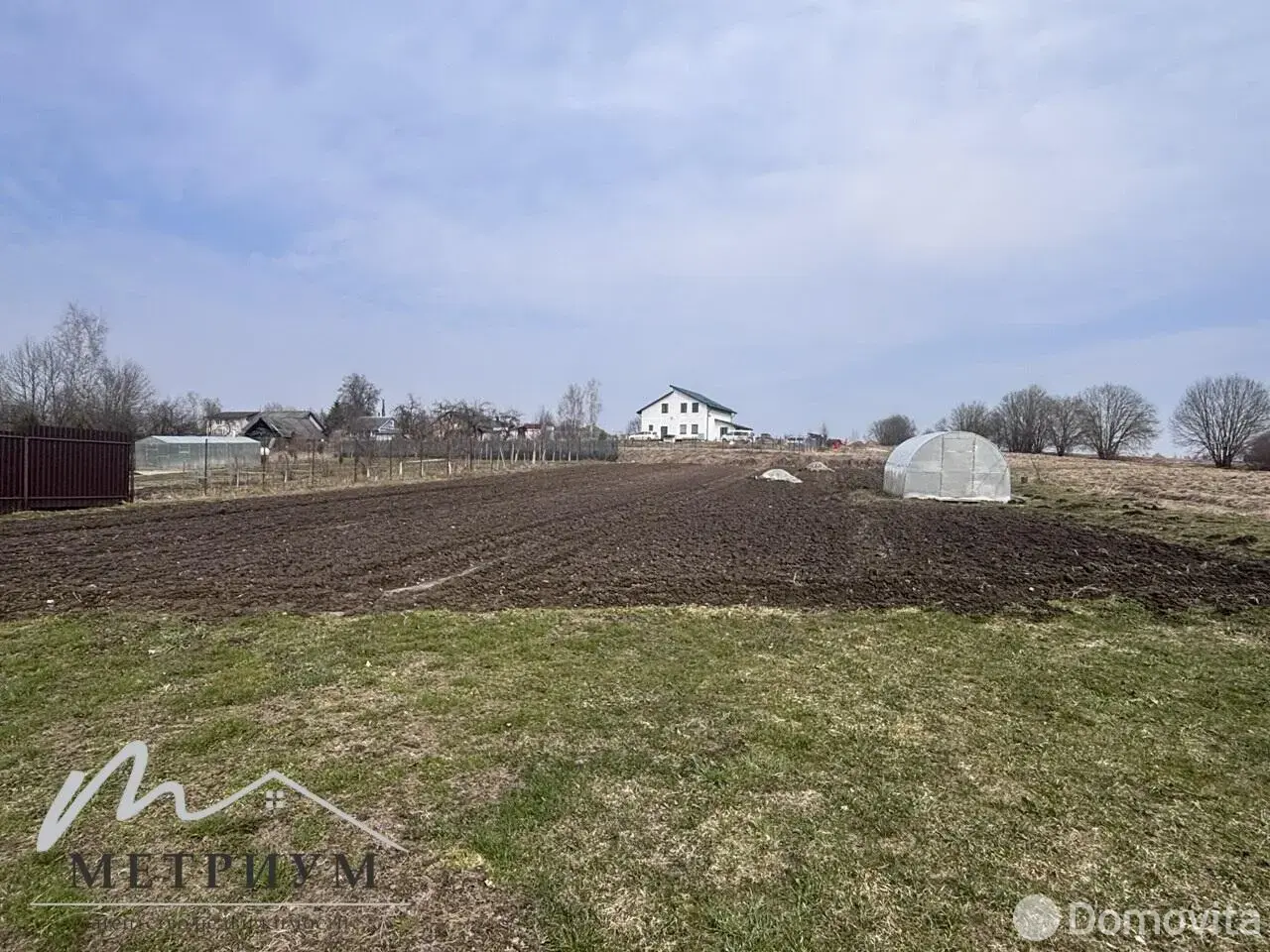 участок, Новосады, , стоимость продажи 43 500 р.