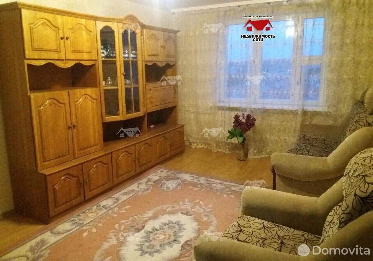 Купить 3-комнатную квартиру в Ошмянах, ул. Красноармейская, д. 77, 41000 USD, код: 1000434 - фото 1