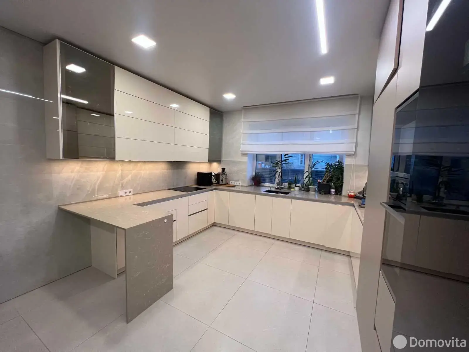 дом, Гаспадар-2002, 