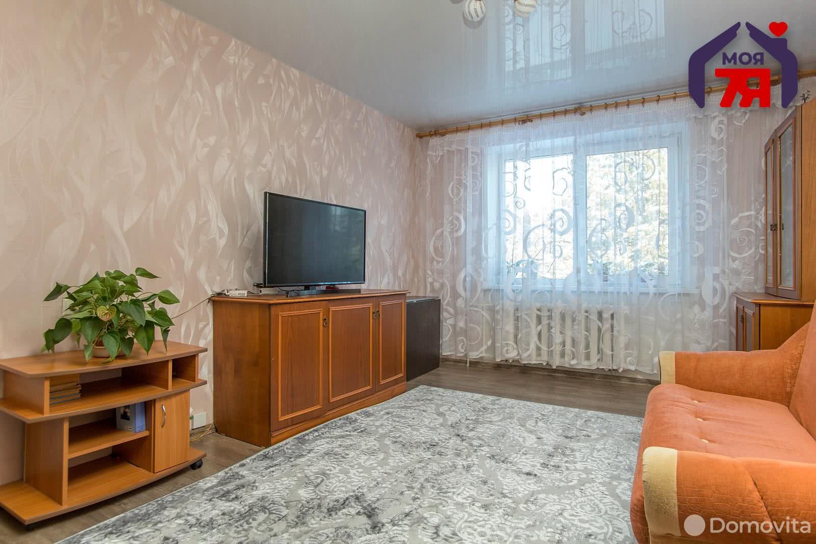 квартира, Большевик, ул. Армейская, д. 5, стоимость продажи 160 632 р.