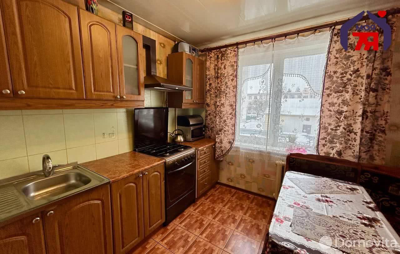 Продажа 3-комнатной квартиры в Слуцке, ул. Ленина, д. 136/1, 36200 USD, код: 977518 - фото 2