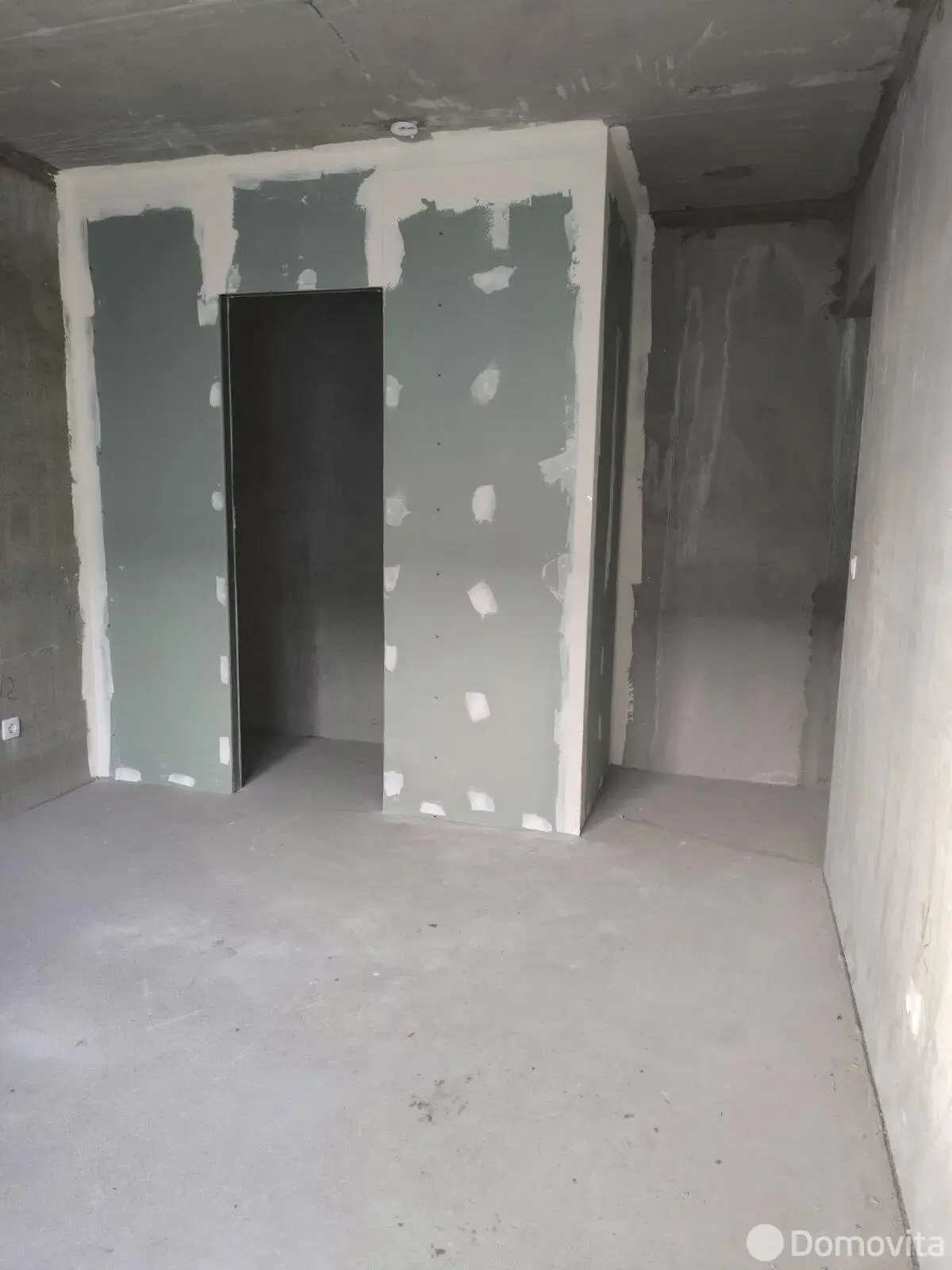Купить 2-комнатную квартиру в Михановичах, ул. Советская, д. 19/Б, 55000 USD, код: 1131585 - фото 2