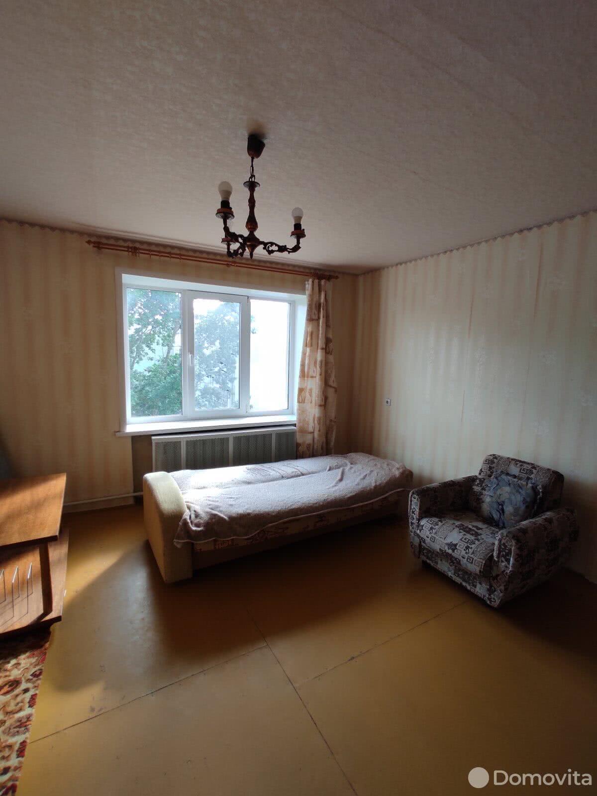 Продажа 1-комнатной квартиры в Жодино, ул. Советская, д. 13, 24000 USD, код: 1010385 - фото 1